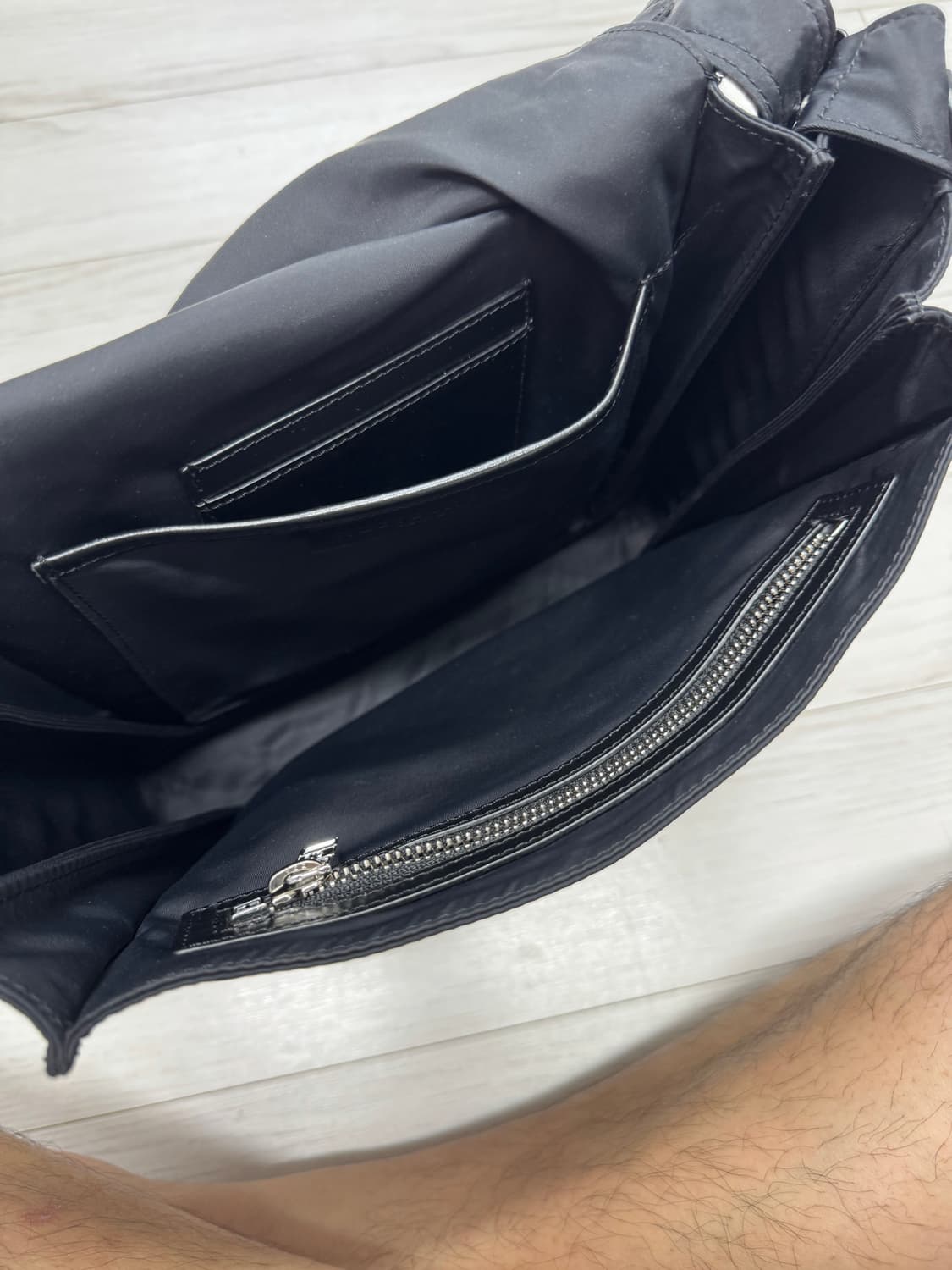 정품 우영미 나일론 크로스바디 백 블랙 상품이미지7