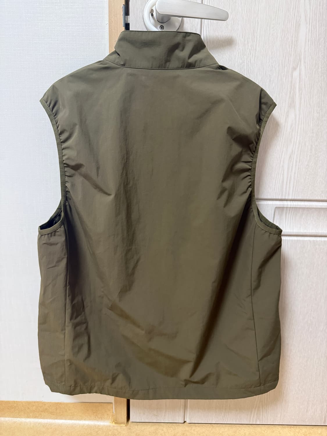 유니클로 나일론 베스트 올리브 M 상품이미지2