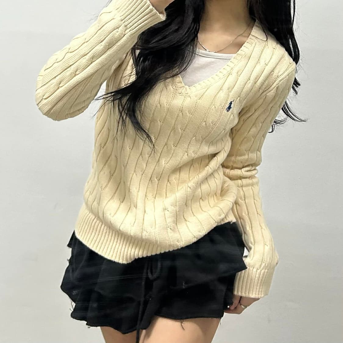 폴로 랄프로렌 아이보리 케이블 핀터깔 걸즈 브이넥 니트(M) 상품이미지1