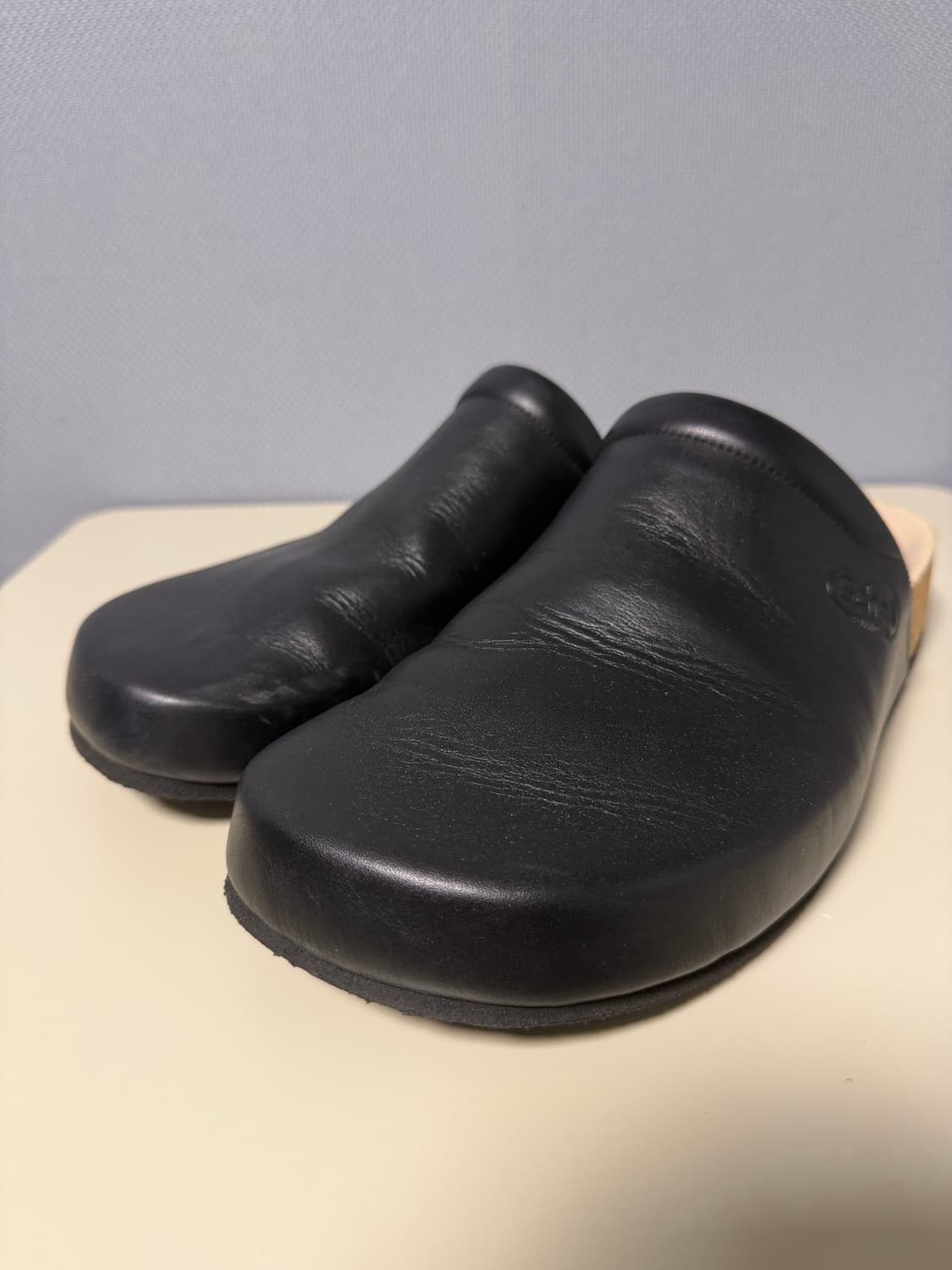 발렌시아가 숄 플랫 뮬 블랙 [43] 상품이미지2