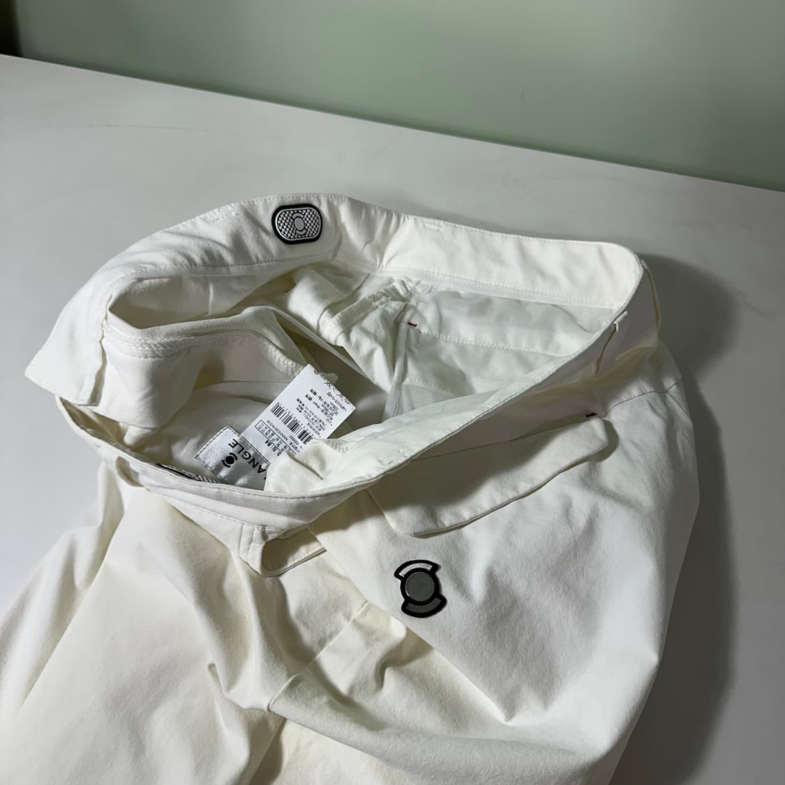 84 M-L 와이드앵글 크림화이트 레귤러핏 나일론 골프팬츠 상품이미지1