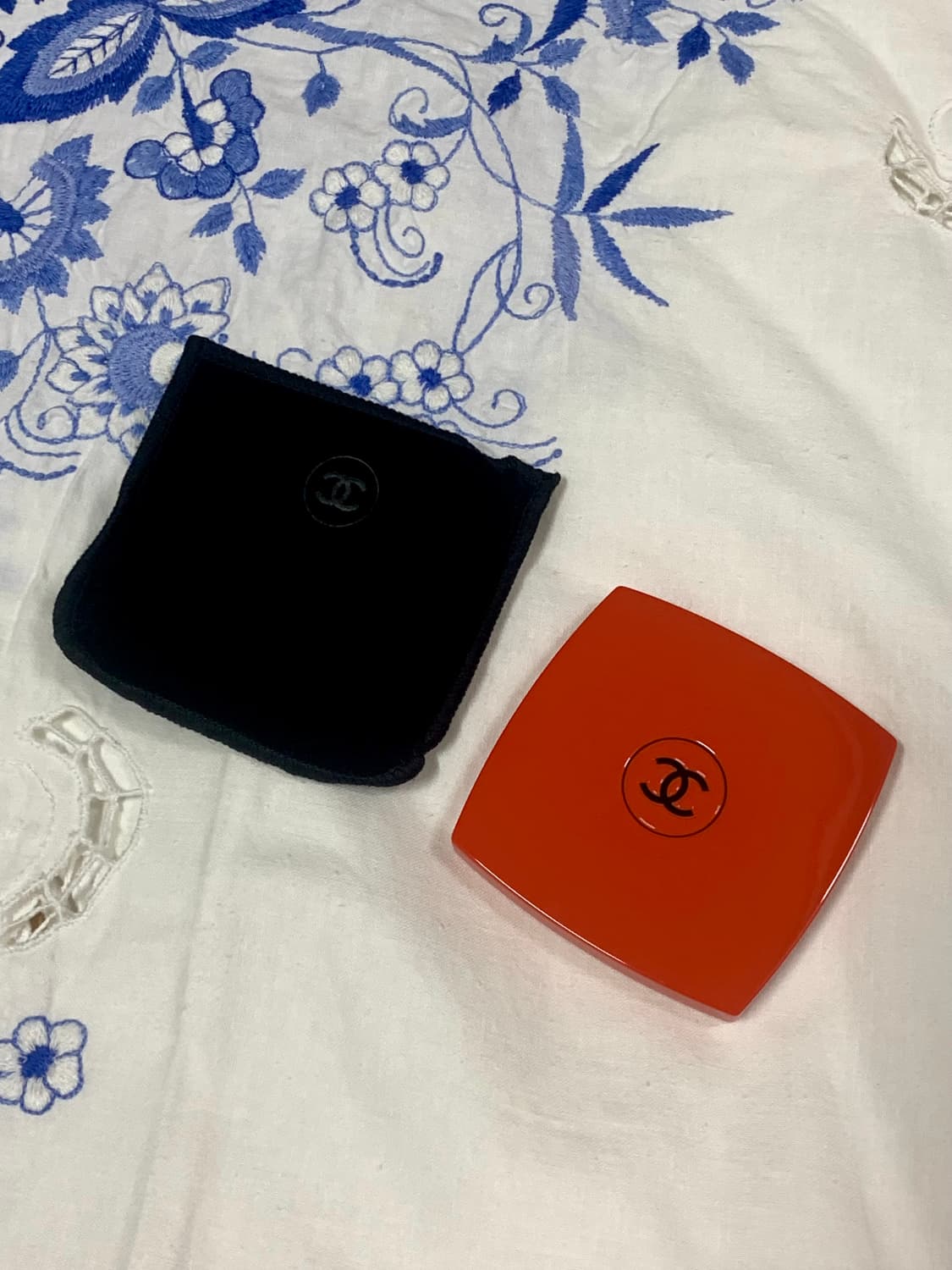 샤넬 컬러 코드 미러 121 프리미에 담 상품이미지1