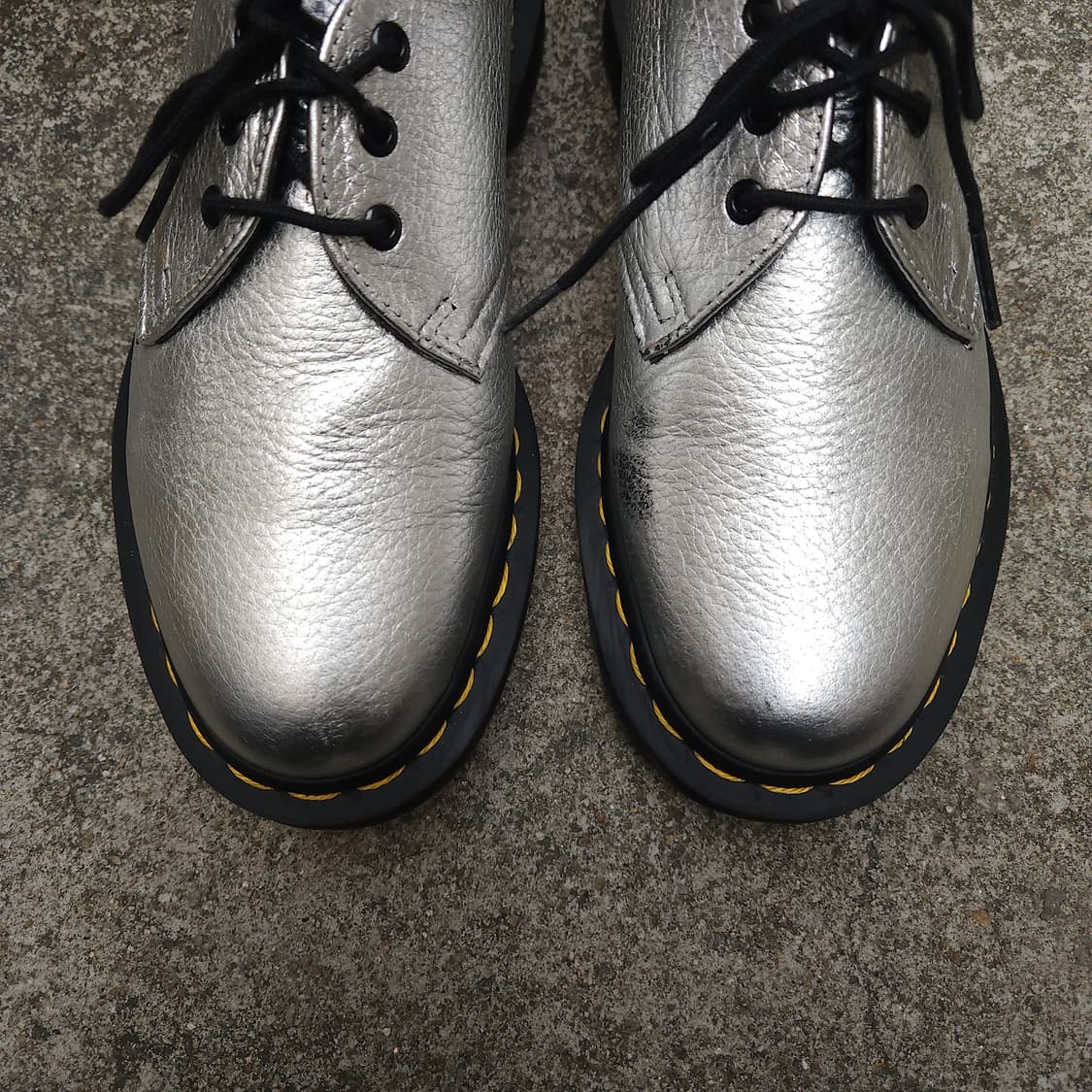 [4UK] 닥터마틴 1461 MET silver (230~235) 상품이미지3