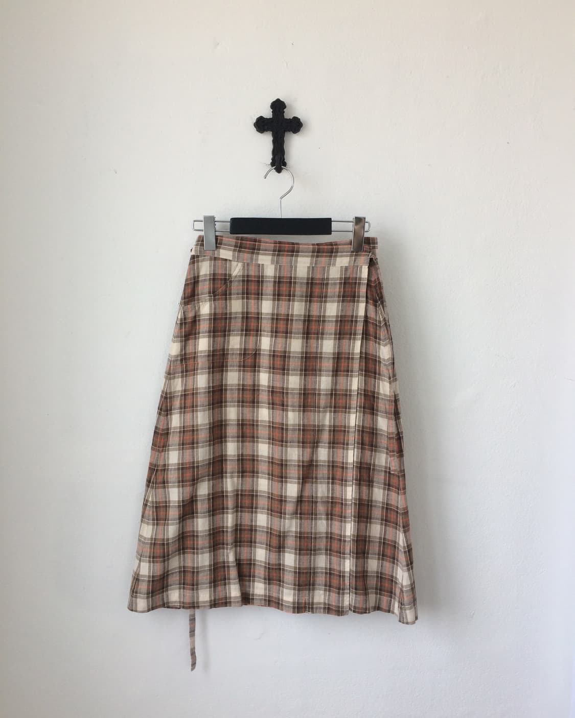 Check pattern wrap skirt 상품이미지1
