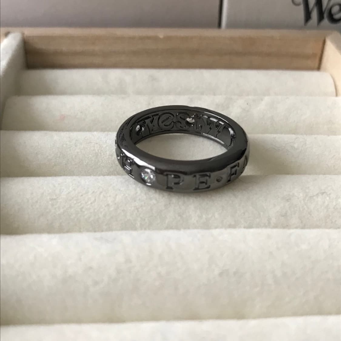 비비안 웨스트우드 아카이브 레터링 orb 각인링 반지 상품이미지3