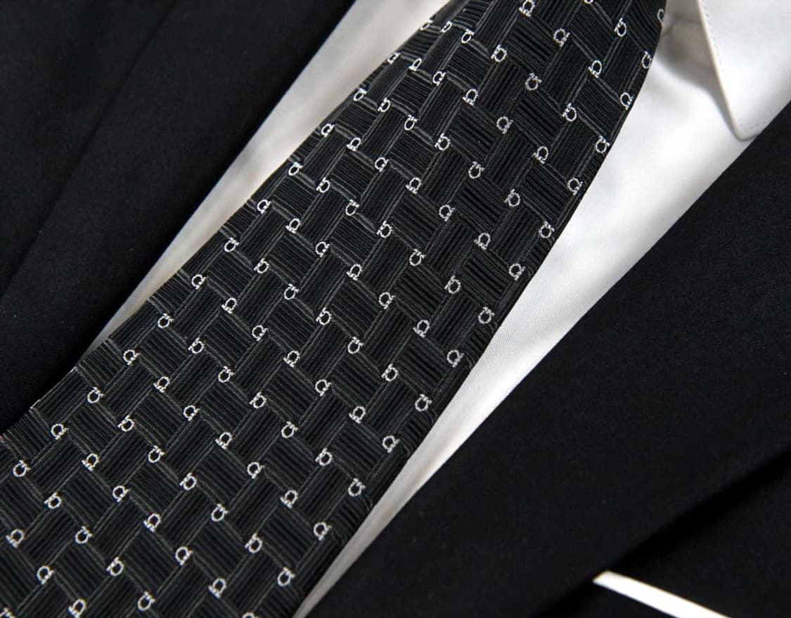 페라가모 9.3cm A+등급 간치니 남자 명품 넥타이 상품이미지5