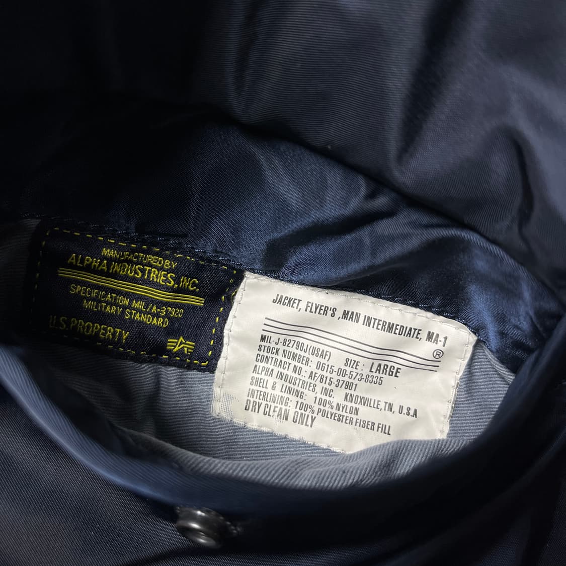 Alpha Industries MA-1 Flight Jacket 상품이미지4