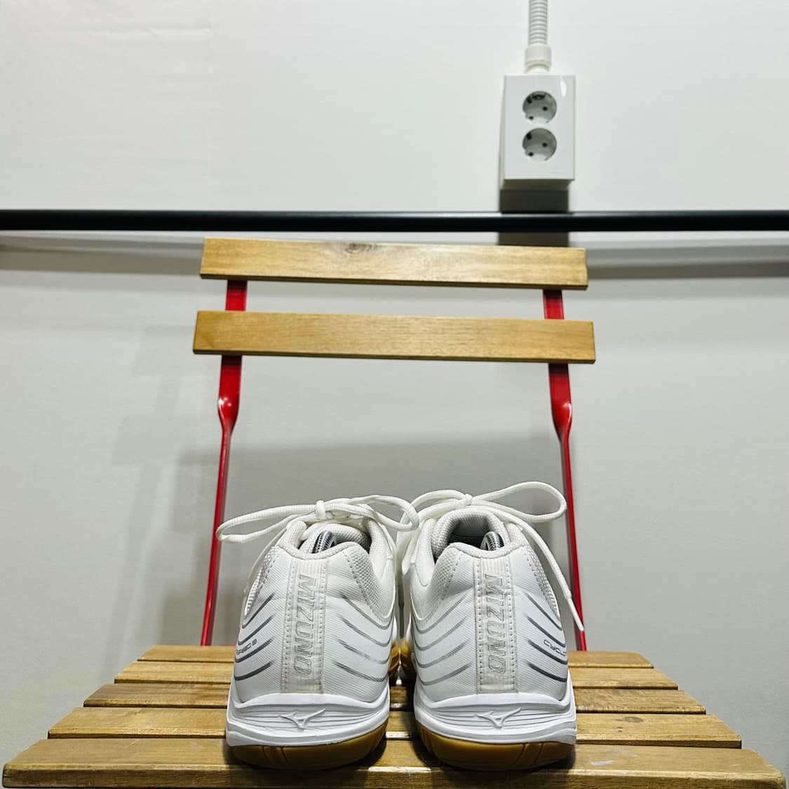 280) 미즈노 인도어화 남성 남자 Cyclone Speed 3 화이트 상품이미지4