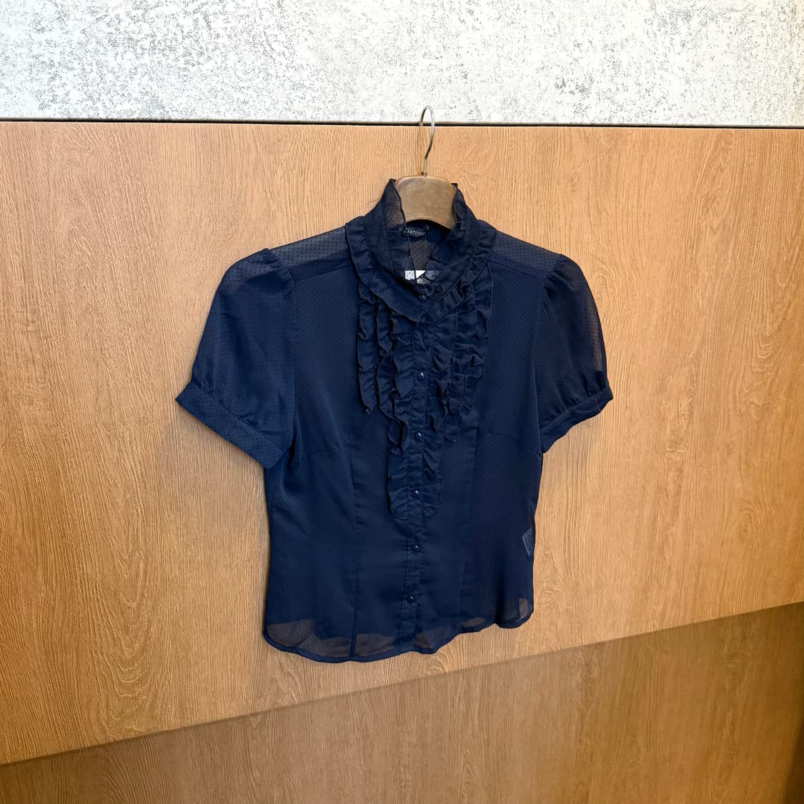 빈티지 하이넥 프릴 반팔 블라우스 도트 시스루 디테일 네이비 상품이미지1