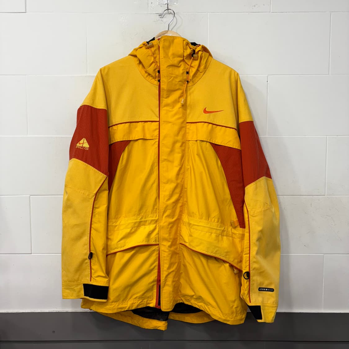 나이키 ACG 스톰핏 캐스케이드 레인즈 자켓 상품이미지1