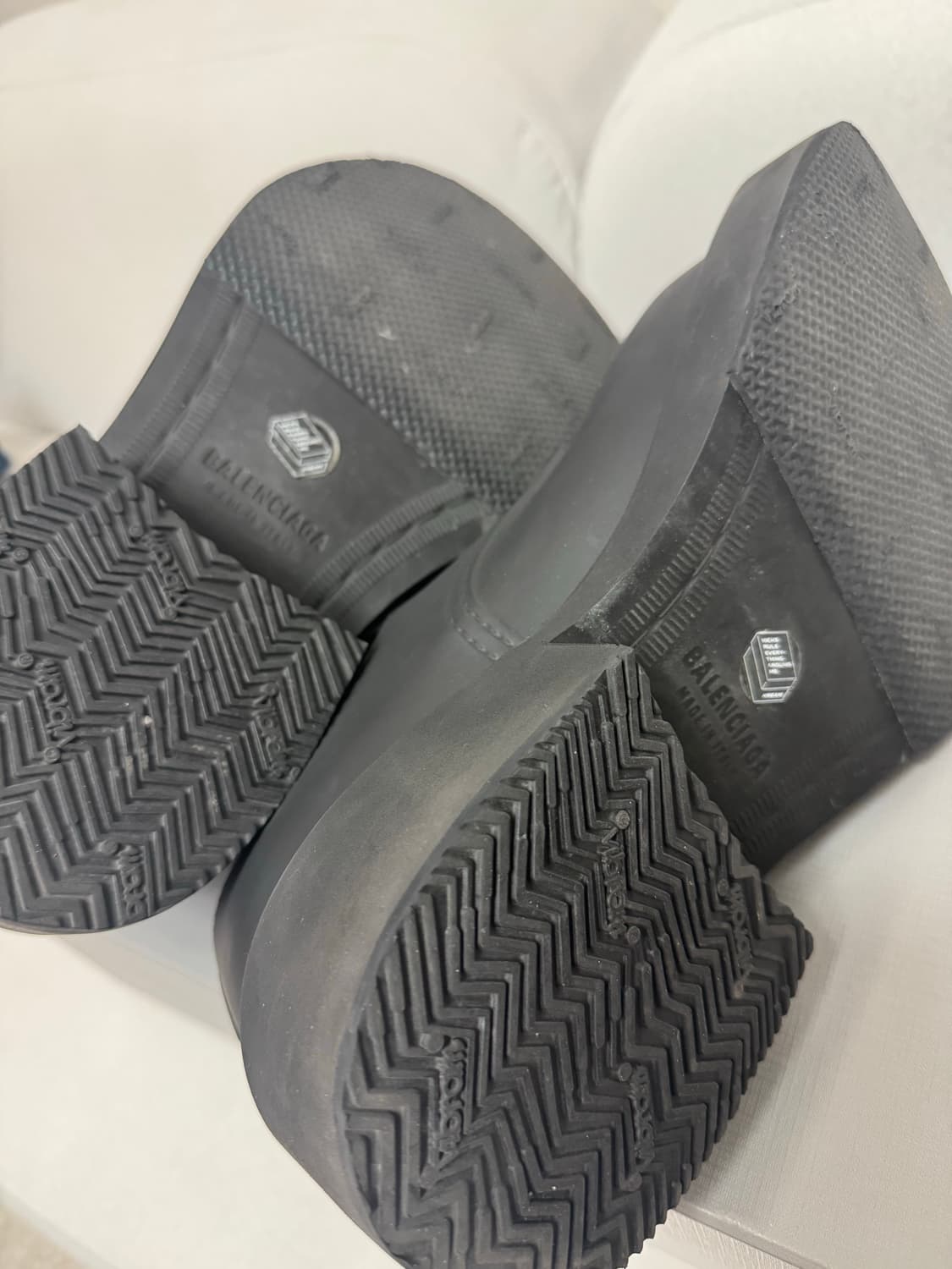 발렌시아가 스테로이드 더비 41 상품이미지4