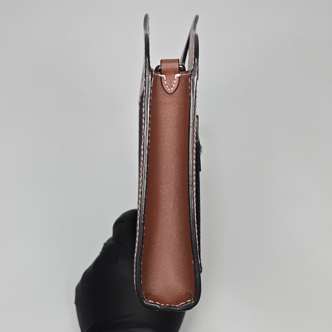 버버리 투톤 포켓 마이크로 토트 숄더백 상품이미지5