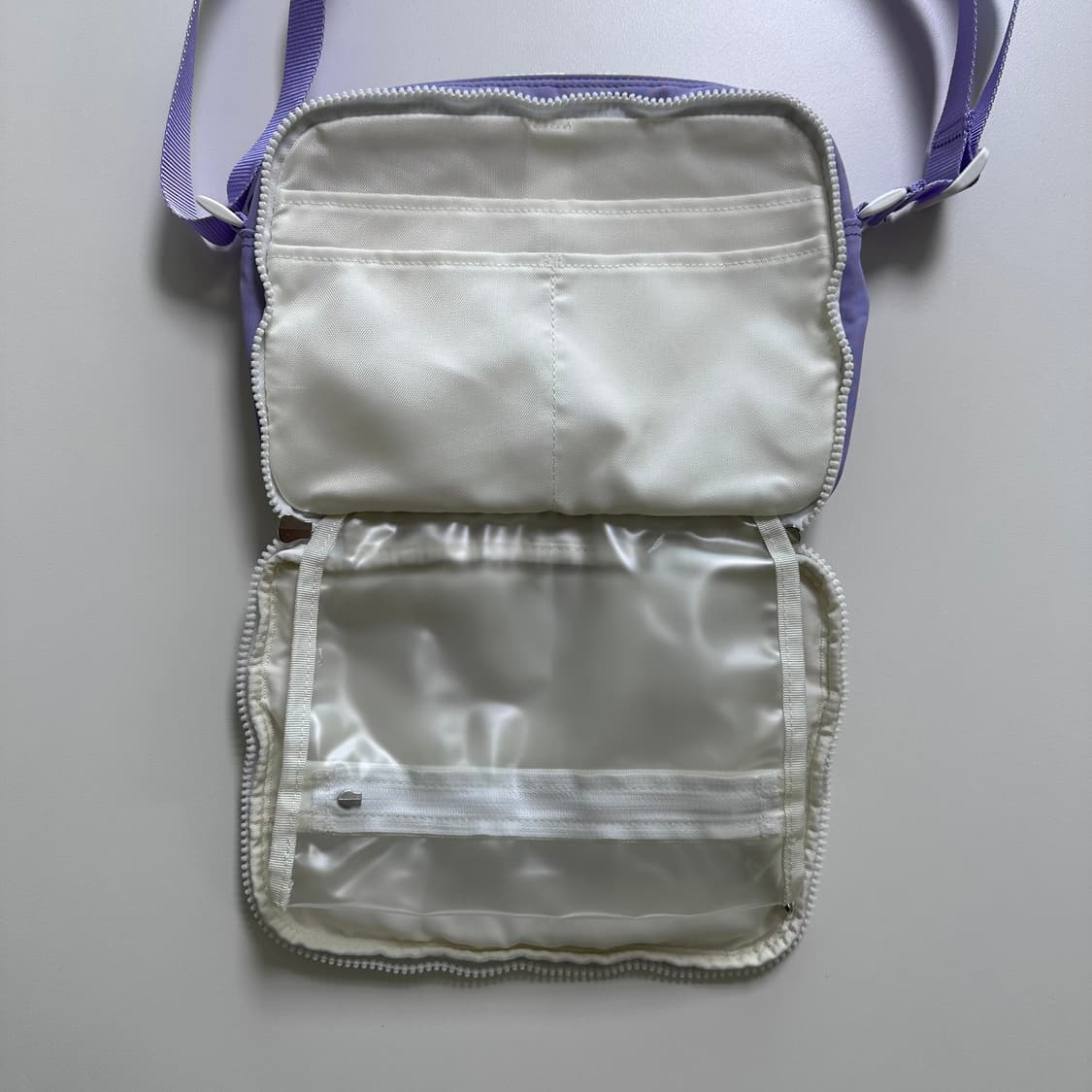 Courreges꾸레쥬 크로스백 상품이미지5