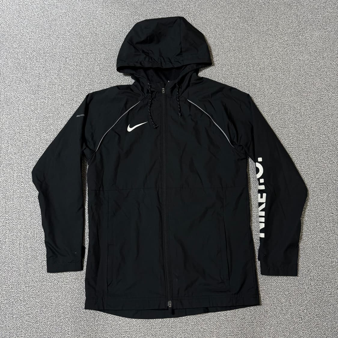 나이키 풋볼 바람막이 자켓 M 상품이미지1
