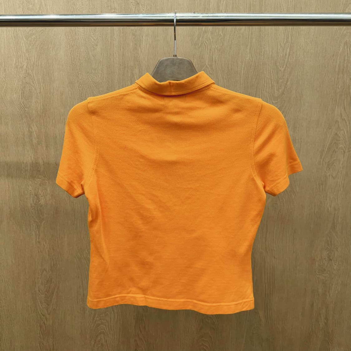 버버리 런던 반팔 티셔츠 카라넥 로고 자수 무지 디테일 슬림핏 오렌지 상품이미지3