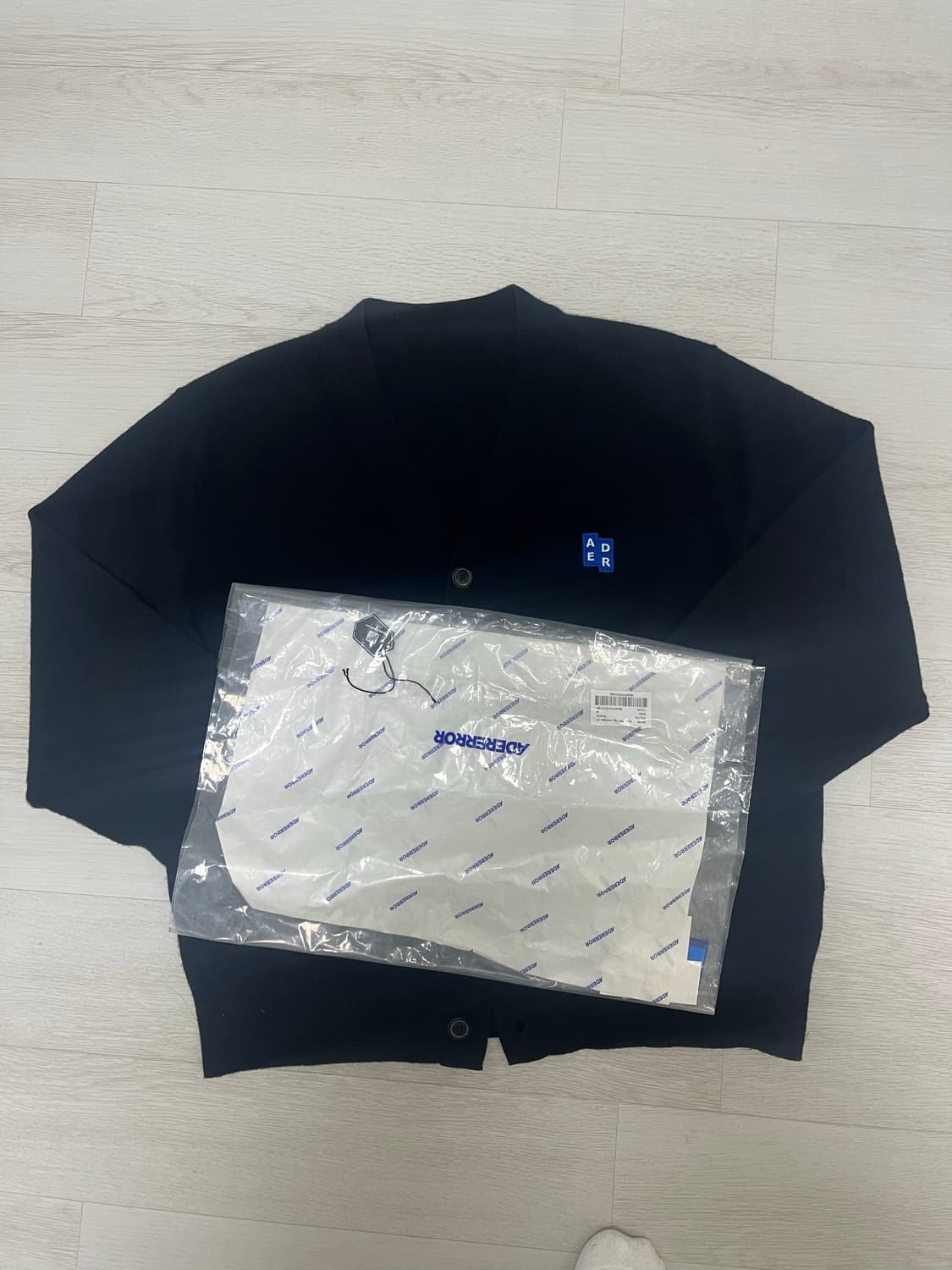 아더에러 가디건 M (오늘까지만 올려요) 상품이미지3