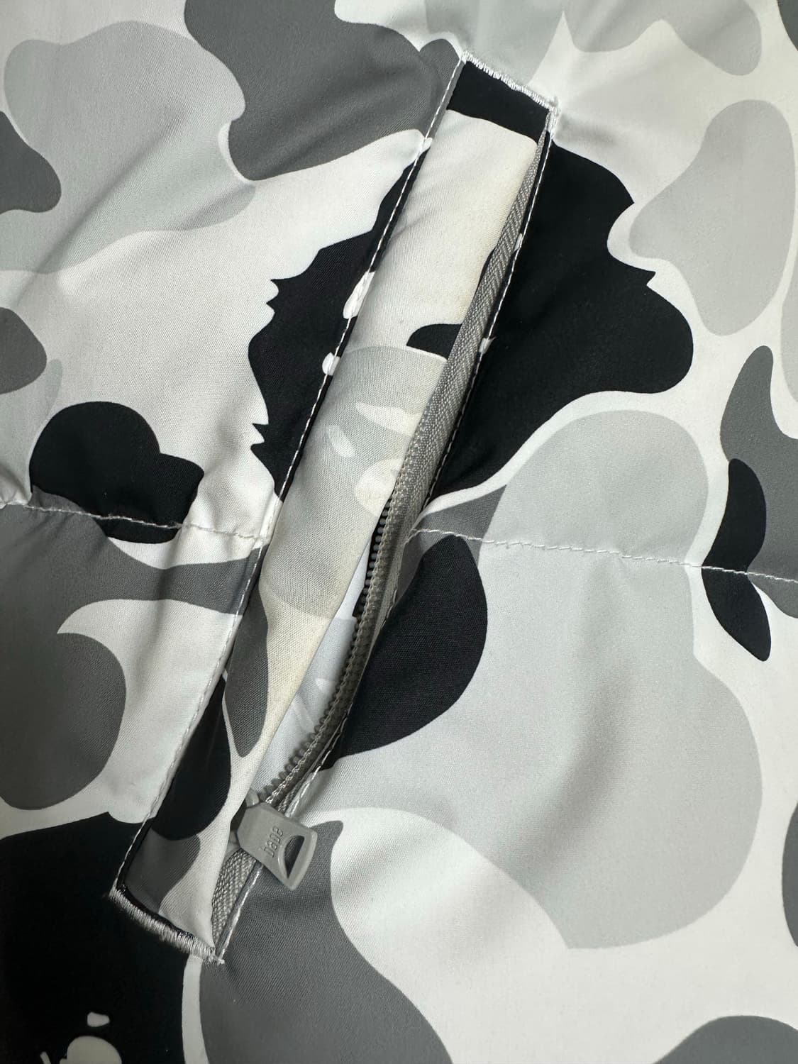 베이프 리버시블 패딩 조끼 (XXL) 상품이미지5