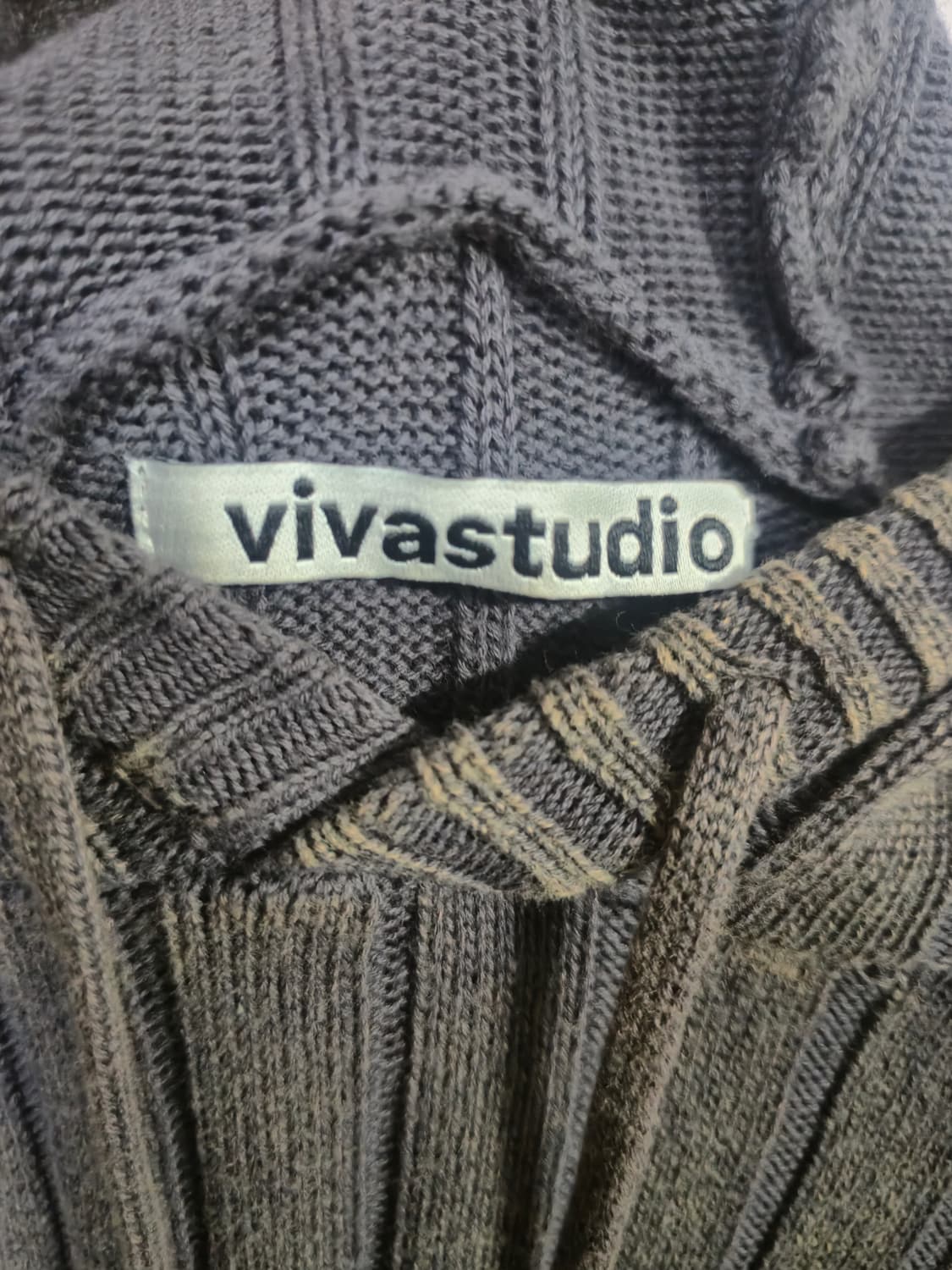 비바스튜디오 골지 니트 후드티 그레이 상품이미지3