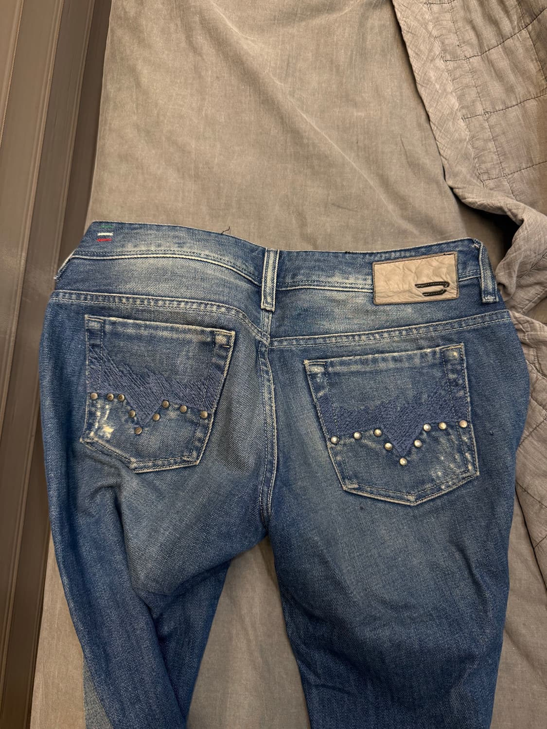 디젤 디스로이트 스트레이트 진 상품이미지2