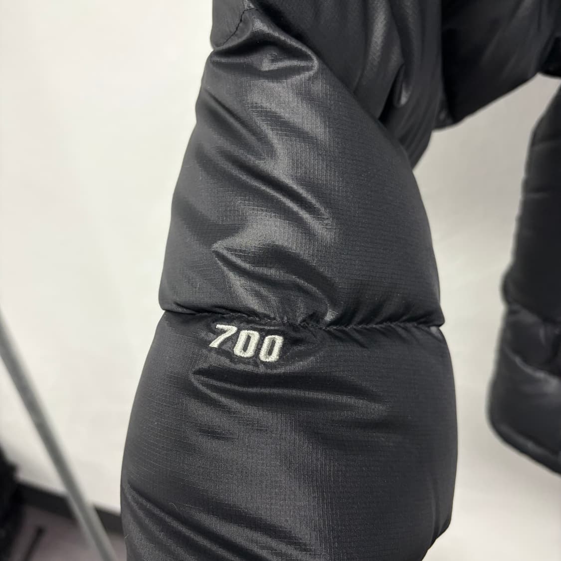 노스페이스 눕시 700 블랙 (수선) 상품이미지4