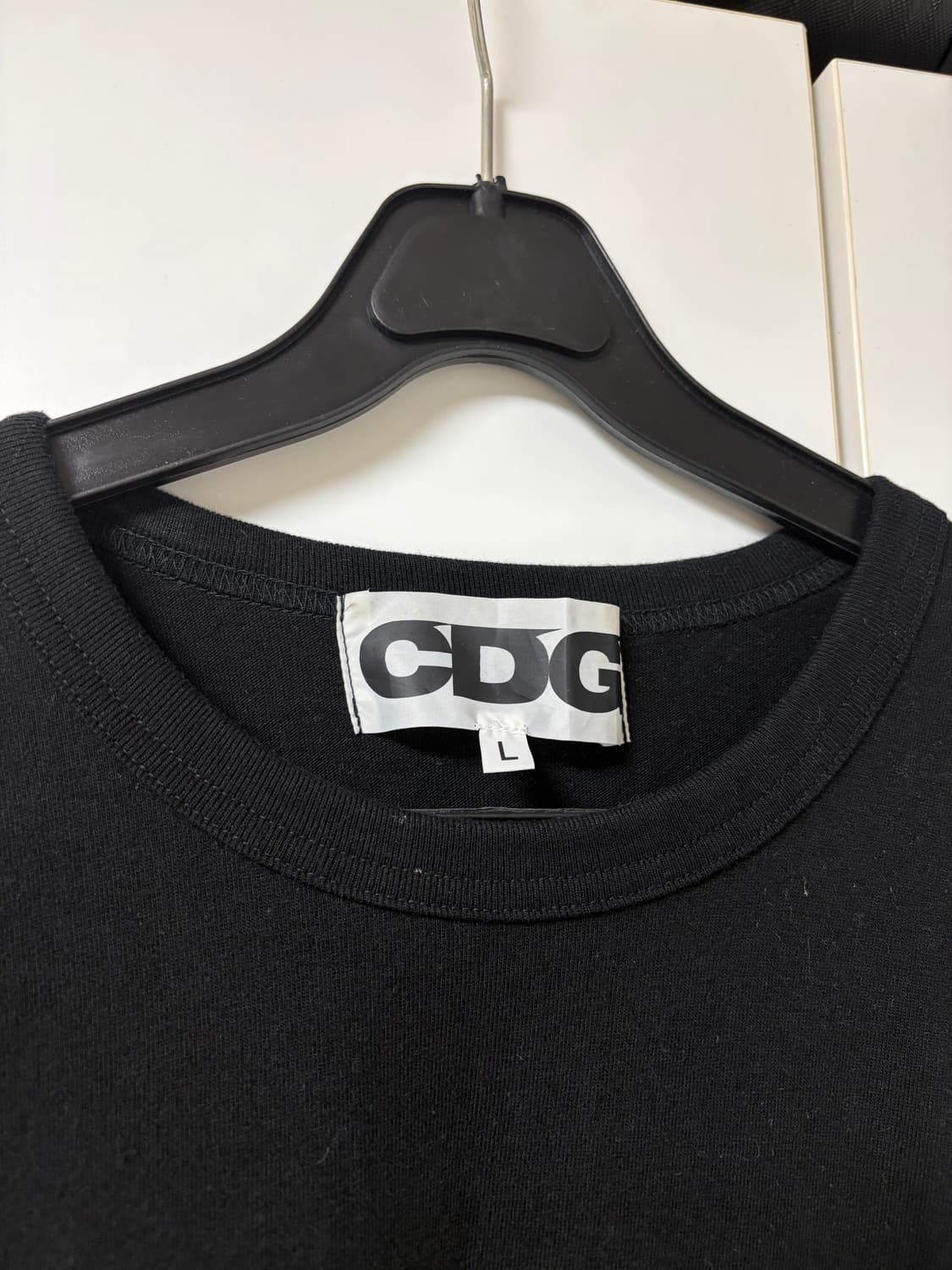 CDG 모노크롬 반팔티 상품이미지3