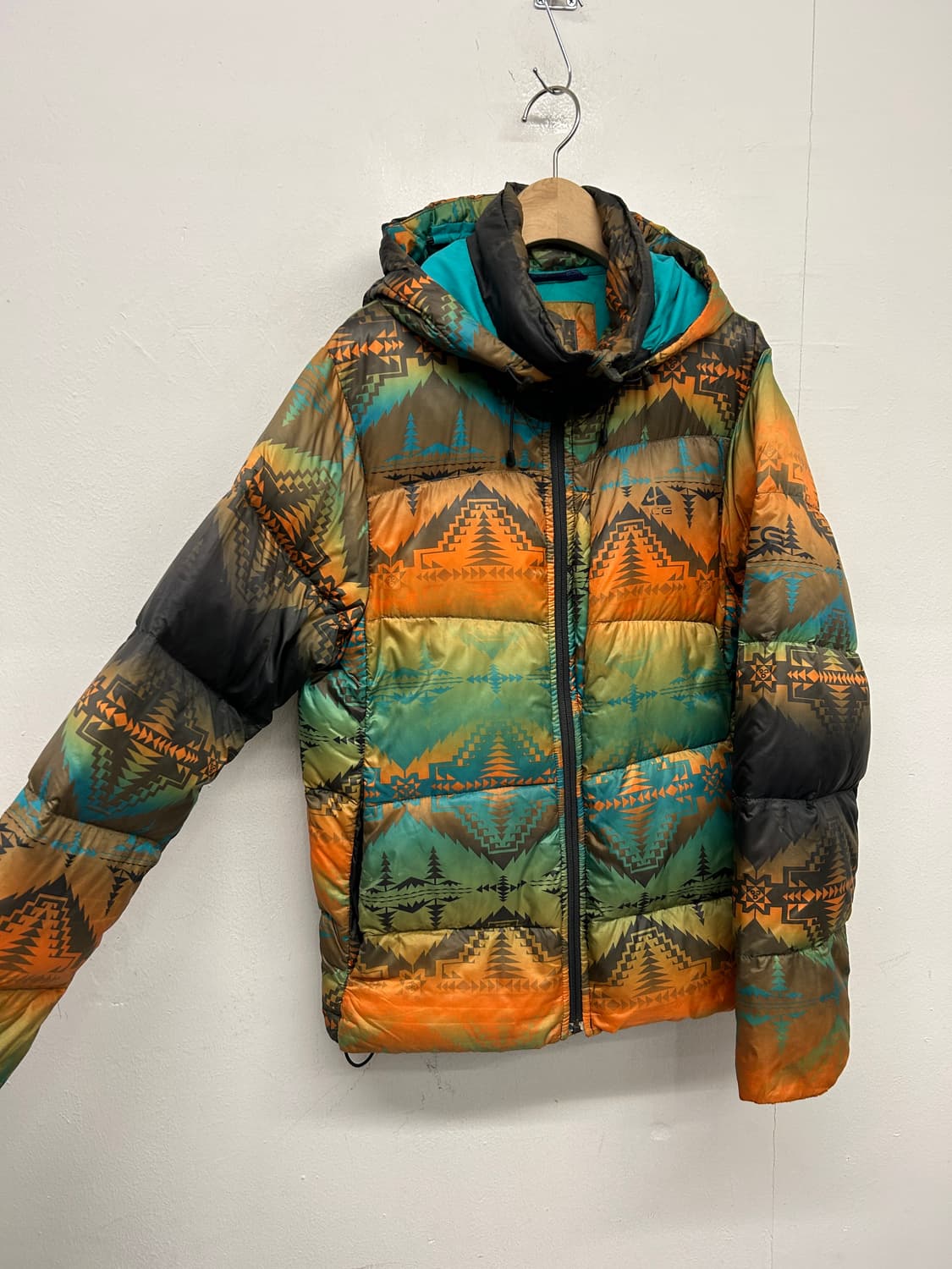 나이키 ACG 펜들턴 패딩 상품이미지4