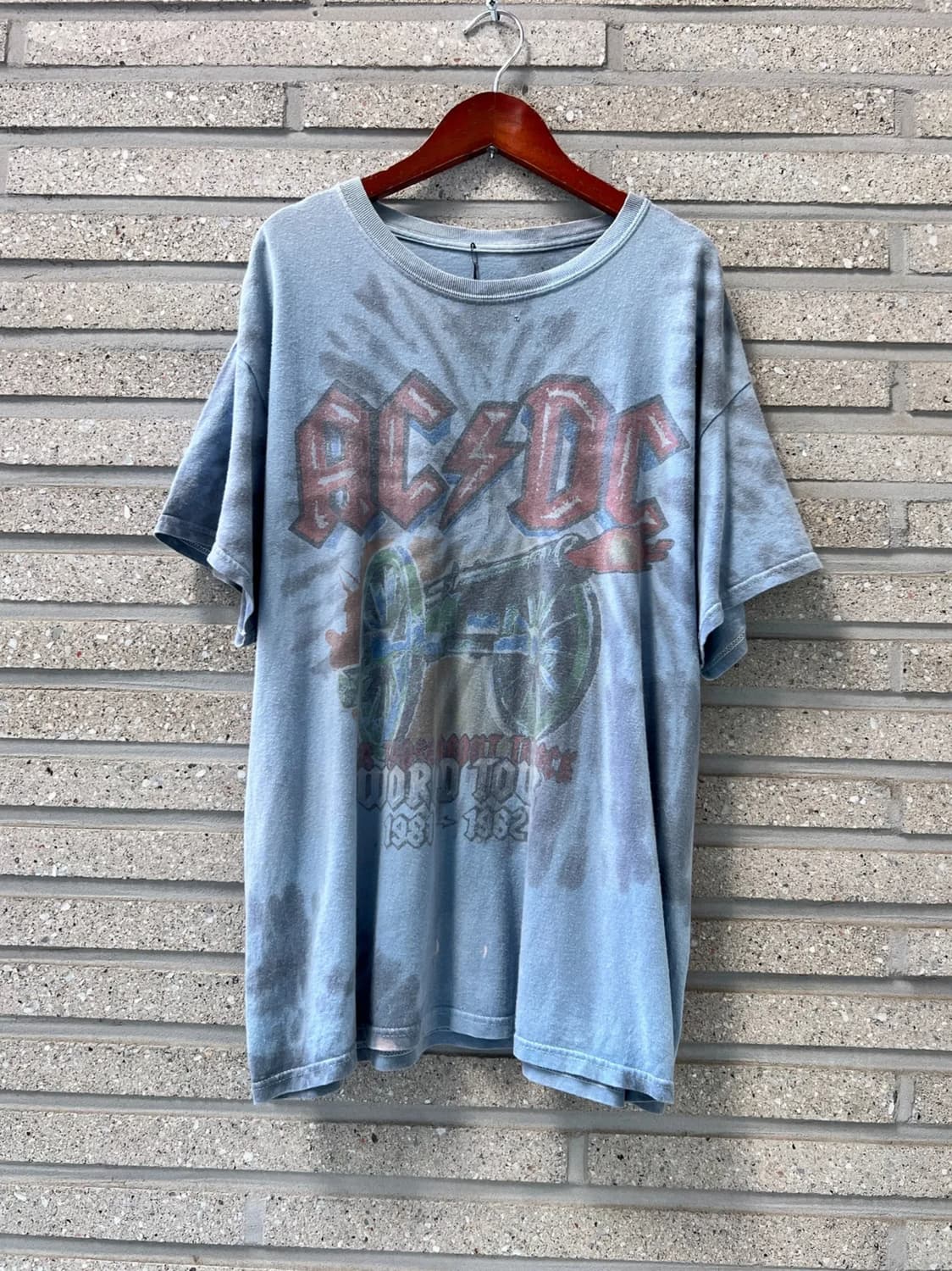 [M]AC/DC 81~82 월드투어 타이다이 락 티셔츠 상품이미지1
