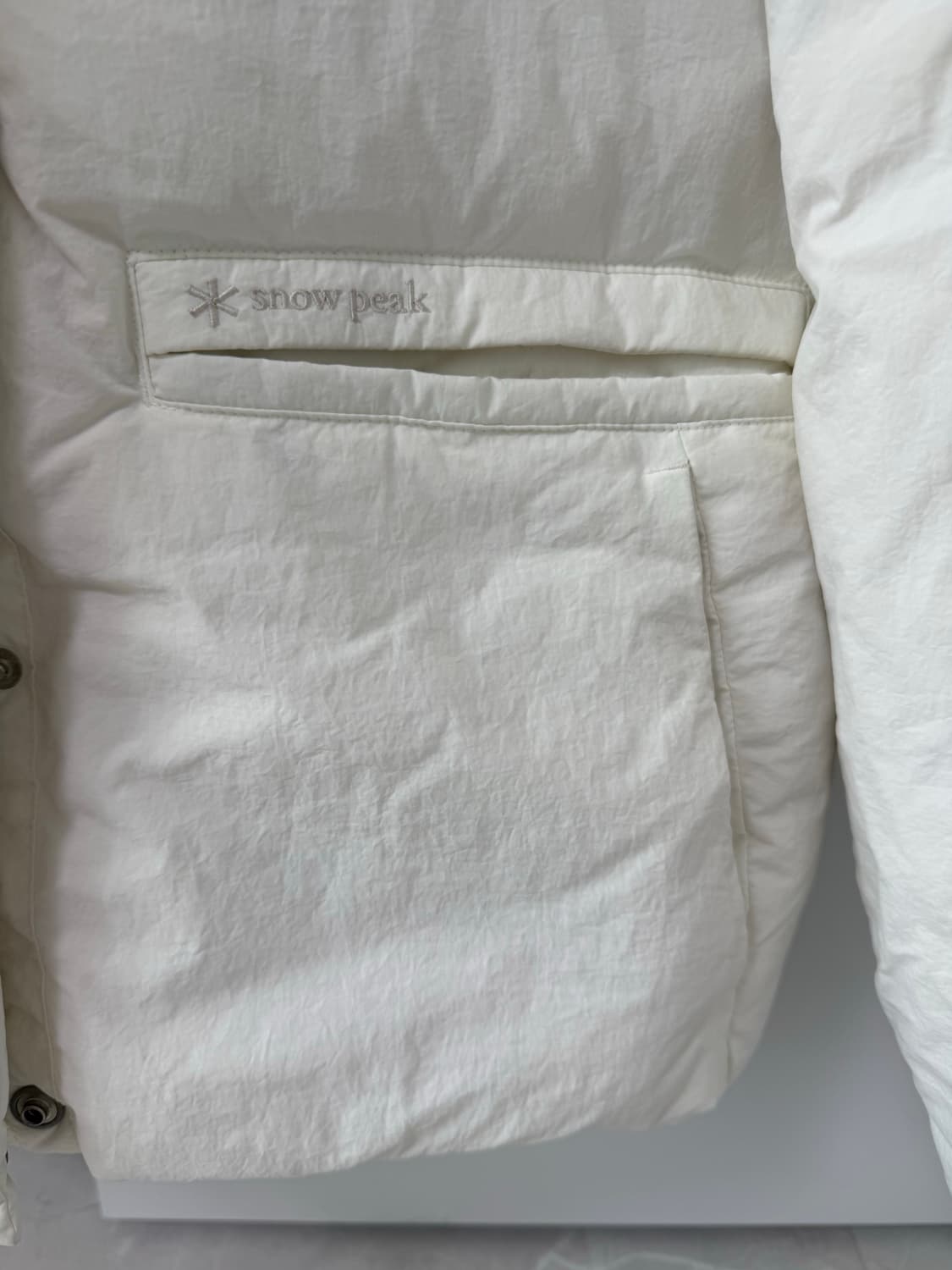 스노우피크 화이트 후드 다운 85 상품이미지2