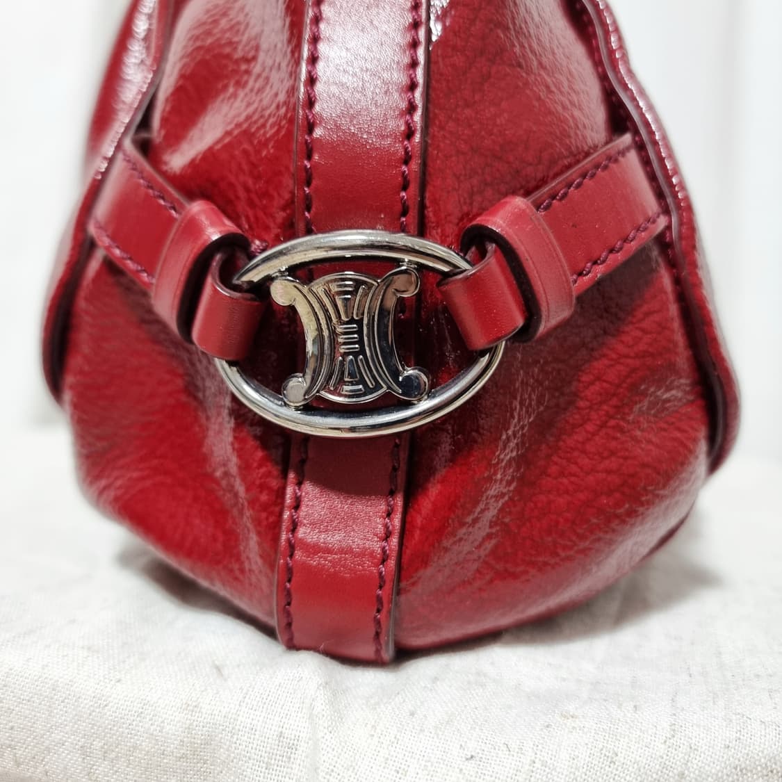 셀린느 레드 에나멜 가죽 토트백 (사이즈 넉넉함) 상태양호 상품이미지5