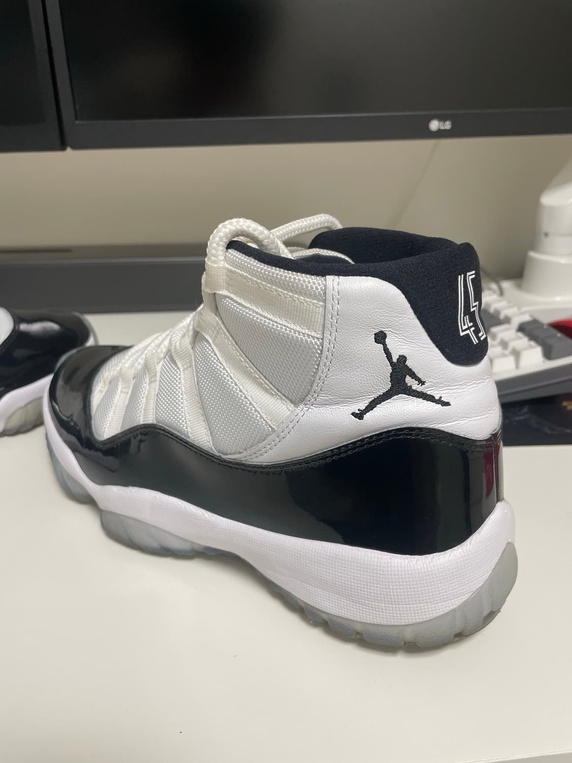 [265] 조던 11 콩코드 2018 상품이미지2