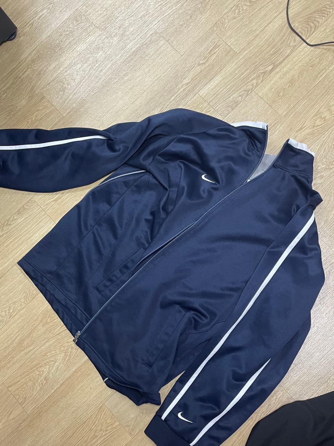 나이키 블랙 웜업 ( 구매하시면 저지도 드려요 ) 상품이미지3