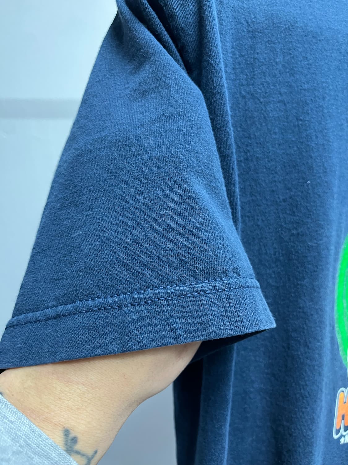 old hook-ups tee 상품이미지6