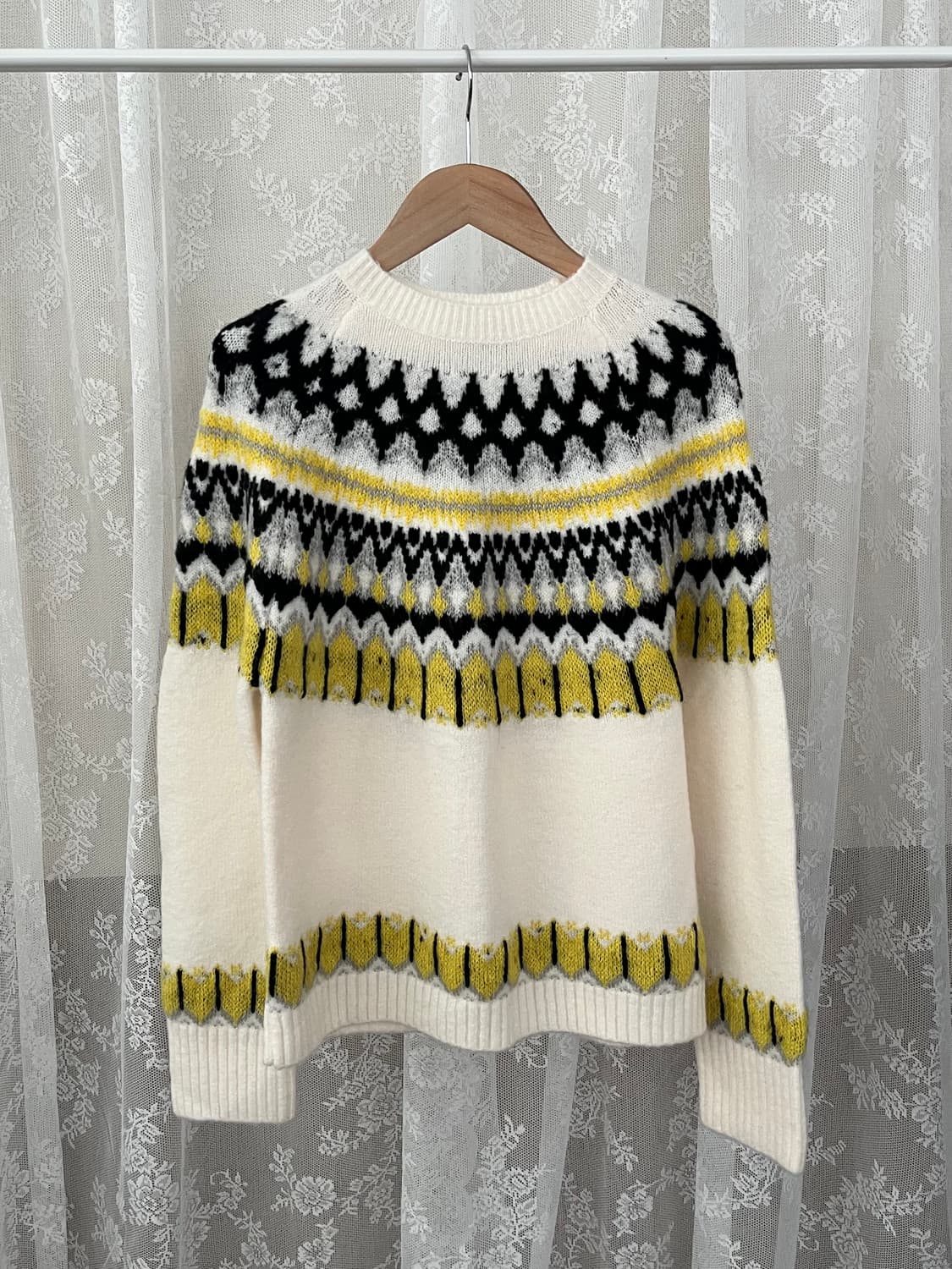 3) 마쥬 메탈릭 자카드 니트 스웨터 아이보리 상품이미지1