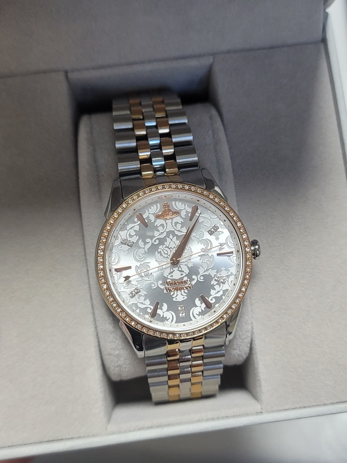 비비안 웨스트우드 로즈골드X실버 투톤 손목시계 더 월리스 상품이미지4