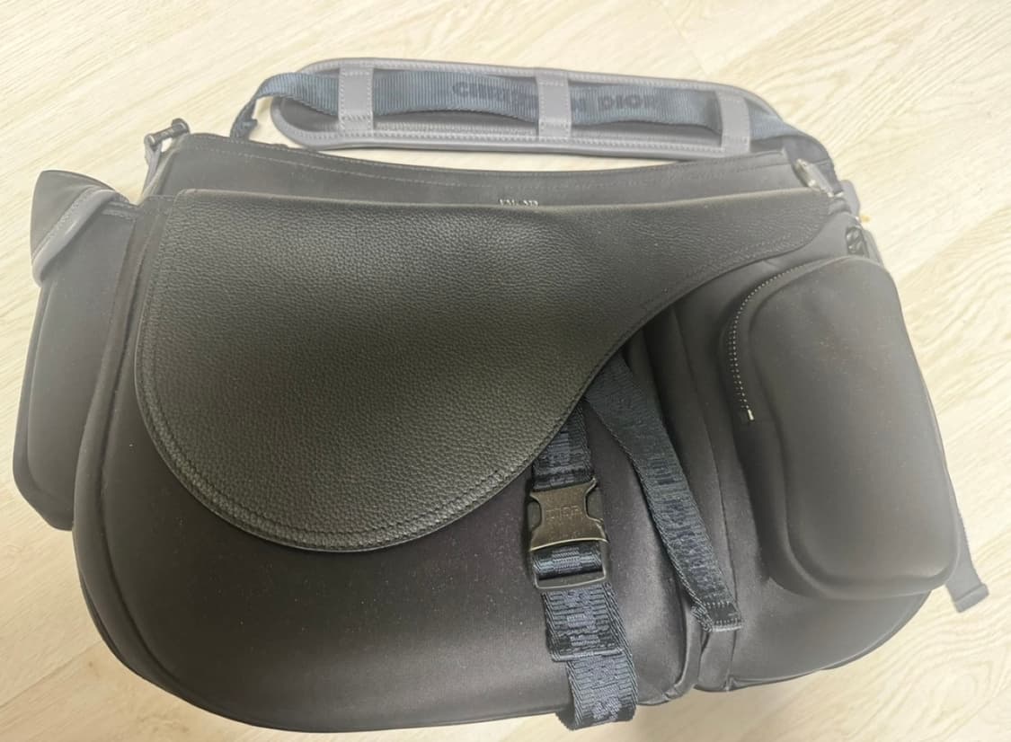 디올 x 사카이 콜라보 새들백 상품이미지4