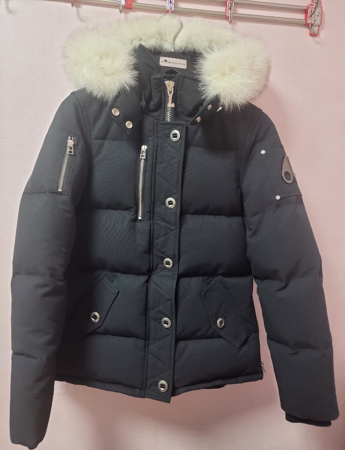 정품)급처상태좋음!무스너클 쓰리쿼터 패딩 매장가205만원 아우터점퍼 자켓 상품이미지2