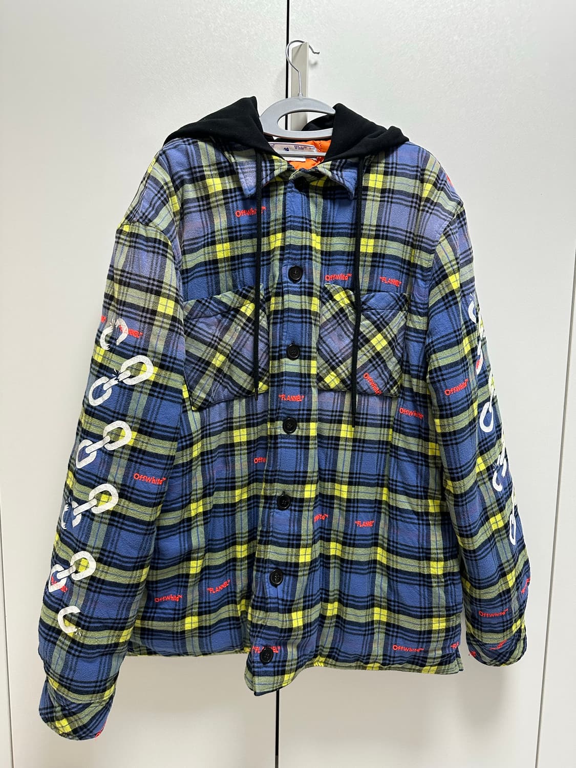 [네고 가능] 오프화이트 플란넬 패딩 상품이미지2