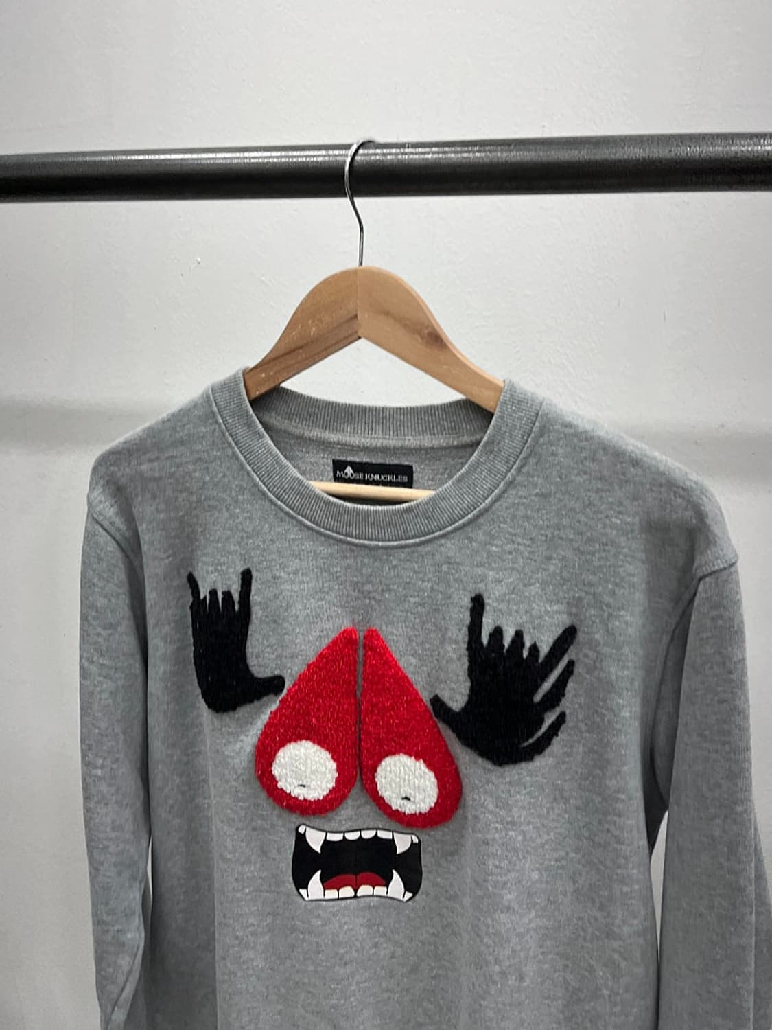 100-105) 무스너클 로고 맨투맨  상품이미지4