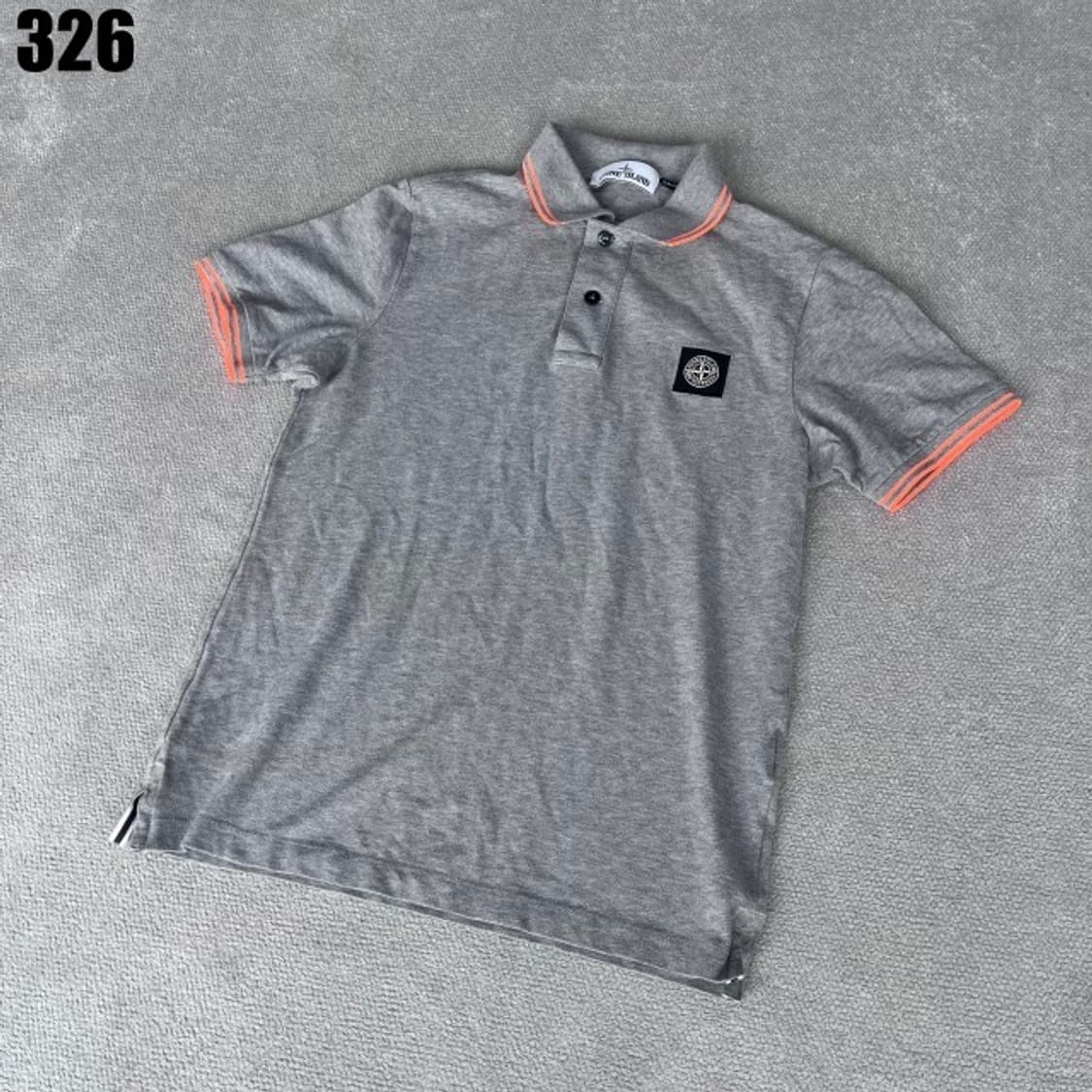 스톤아일랜드 그레이 반팔티 상품이미지1