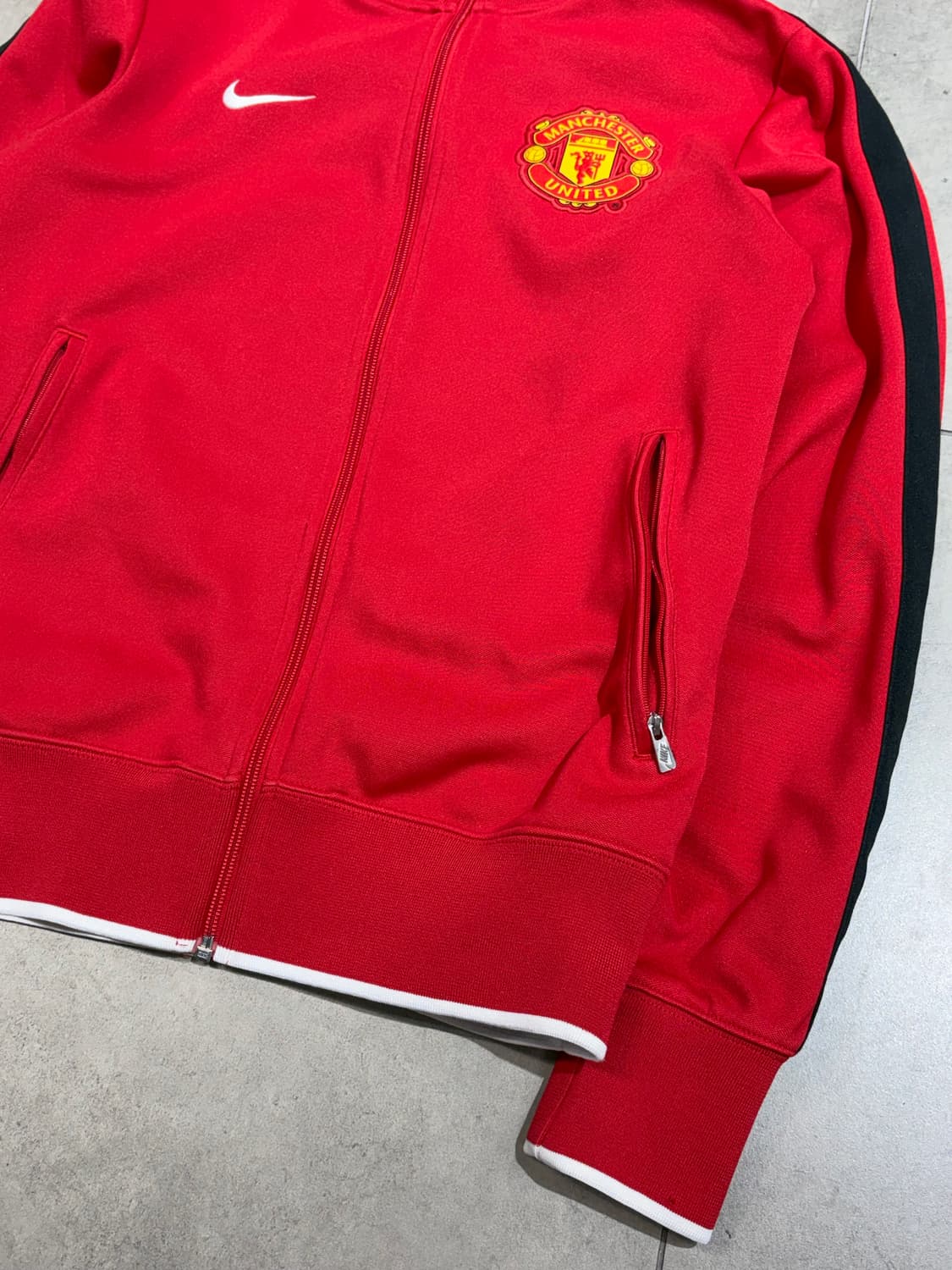 나이키 맨유 11-12시즌 져지 자켓 상품이미지4