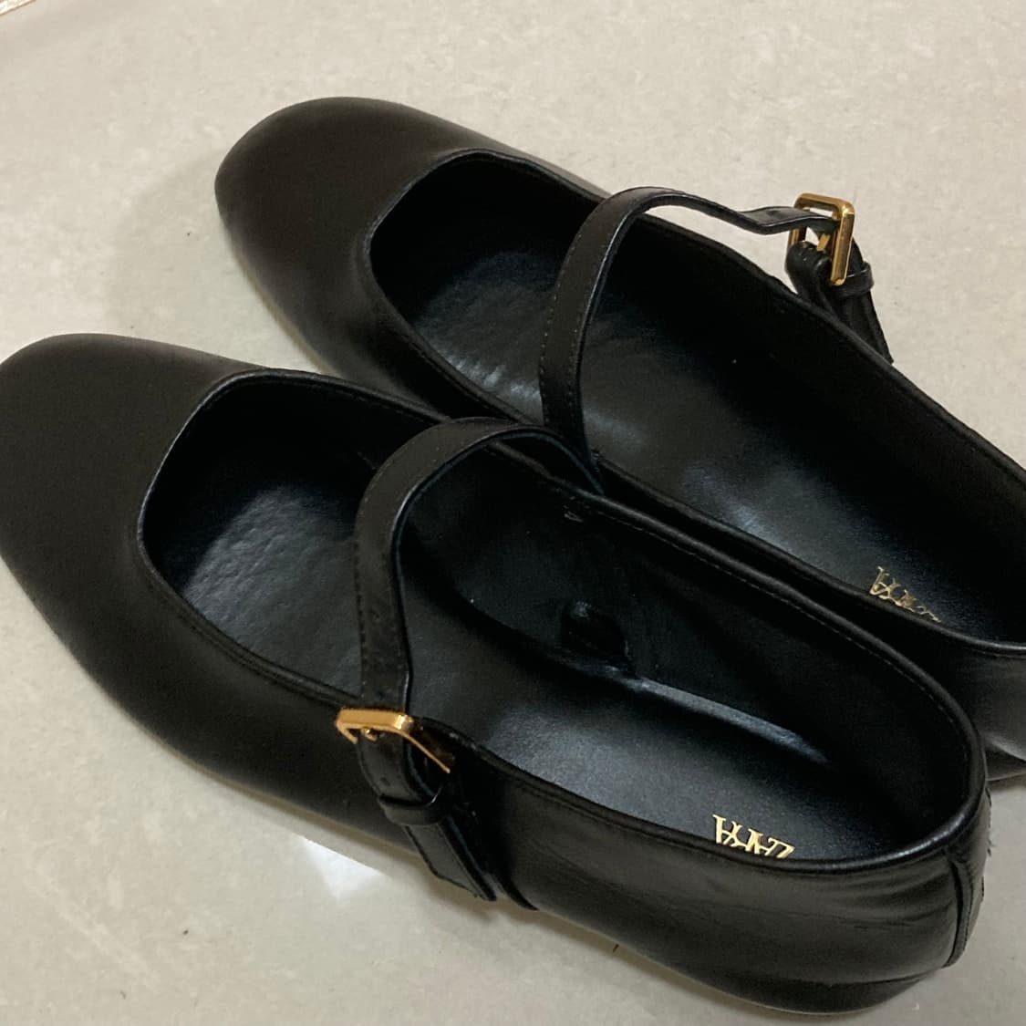 자라 더로우 발레리나 플랫슈즈 240 상품이미지4