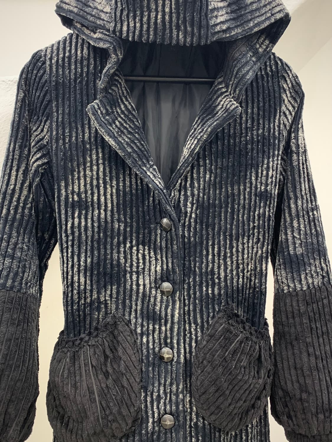 Wizard hood crush velour corduroy coat   상품이미지5