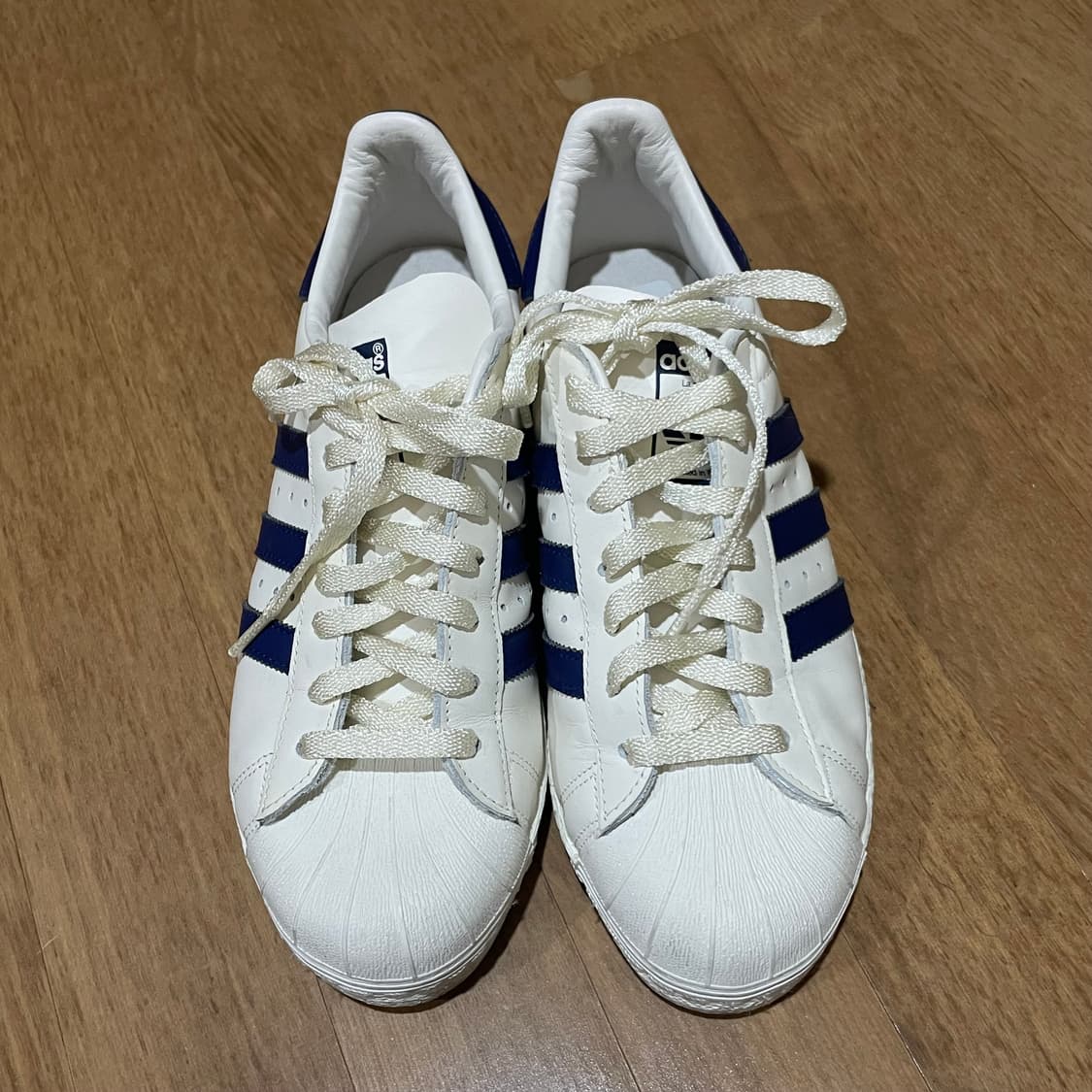 아디다스 슈퍼스타82 스니커즈 260-265 상품이미지2