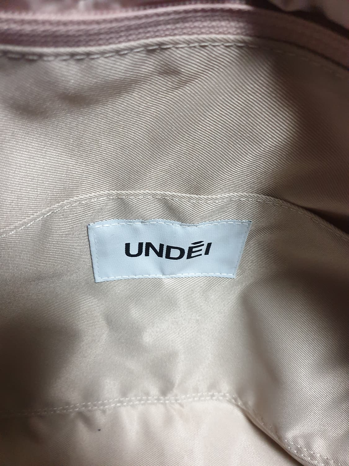 운트에이 메라 패딩백 바닐라 (F) 상품이미지4