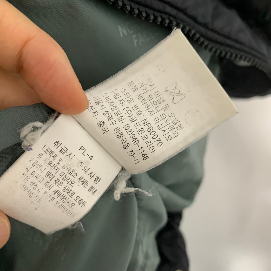 노스페이스 블랙 경량 패딩 자켓 점퍼 빈티지 100 사이즈 상품이미지6