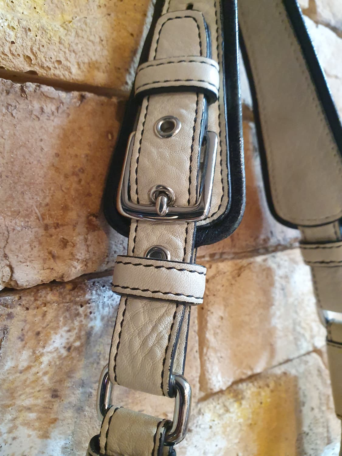 [정품] 코치 소호(SOHO) 페블 레더 호보백 - 아이보리 상품이미지4