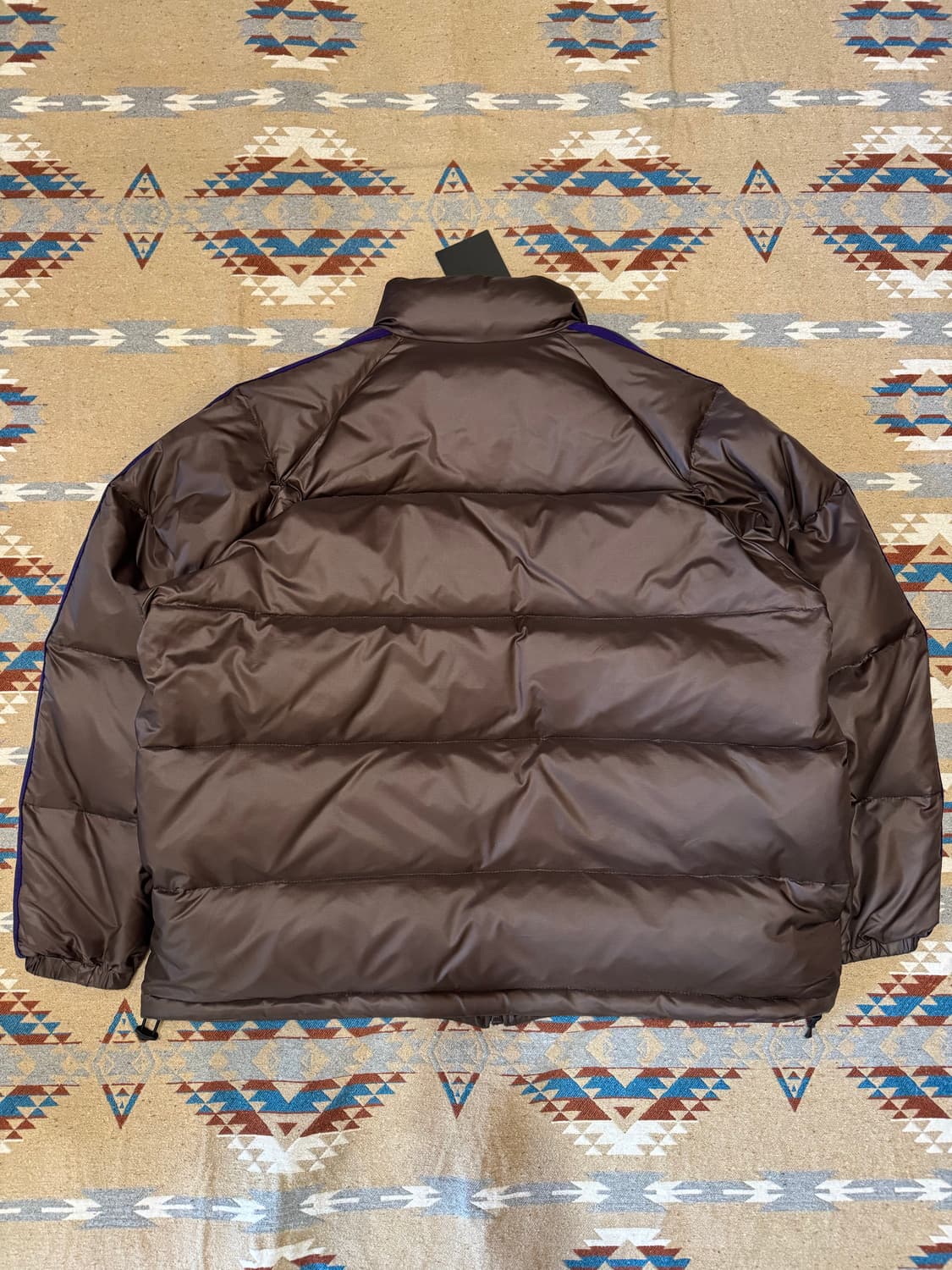 [L] 니들스 x 빔즈 다운 자켓 브라운  상품이미지5