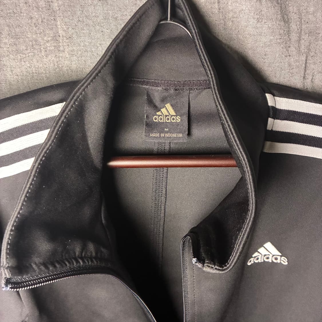 아디다스 삼선 블랙 트랙탑 M 상품이미지3