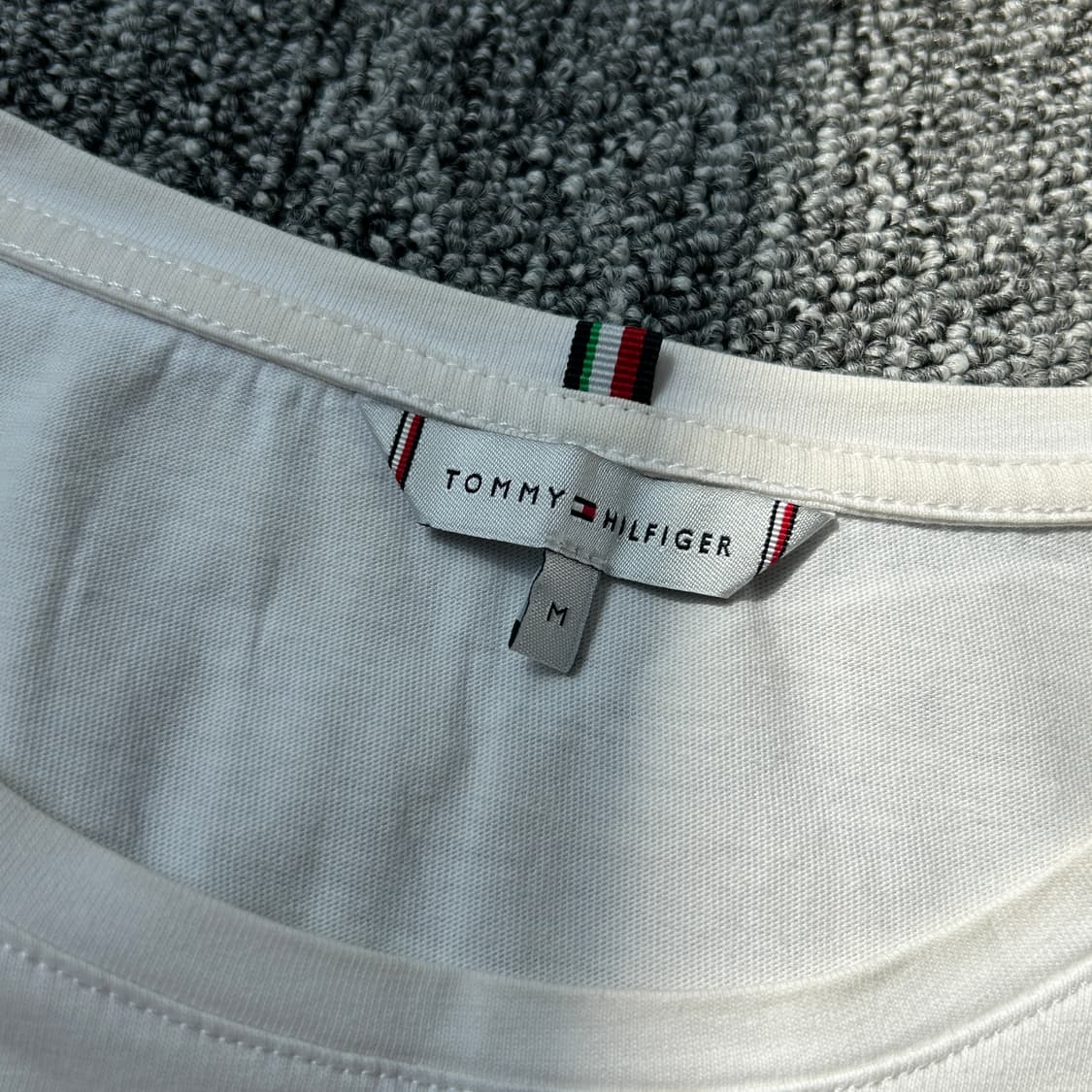 타미힐피거 레터로고 반팔티셔츠 상품이미지7