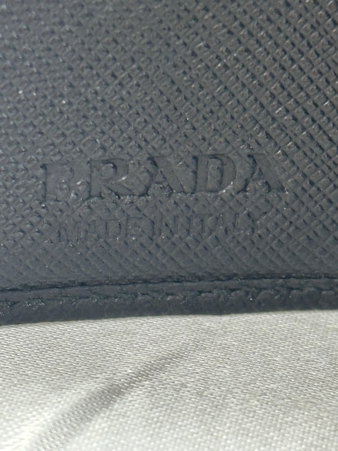 (정품/풀구성)프라다 삼각로고 오거나이저 카드지갑 블랙 상품이미지6